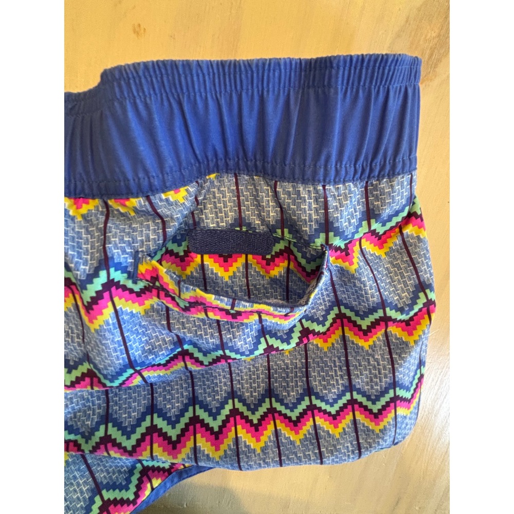 Roxy Girls Blue Chevron Board Shorts Swim Trunks Size Medium Surfer Beach EUC - Picture 7 of 11